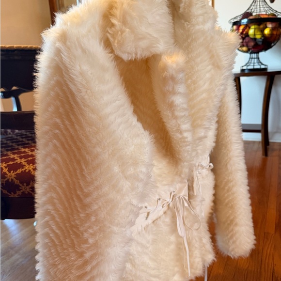 Moda International Off-White Teddy Jacket - Picture 3 of 10